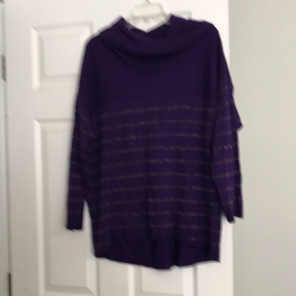 Long sleeve sweater - Picture 1 of 2